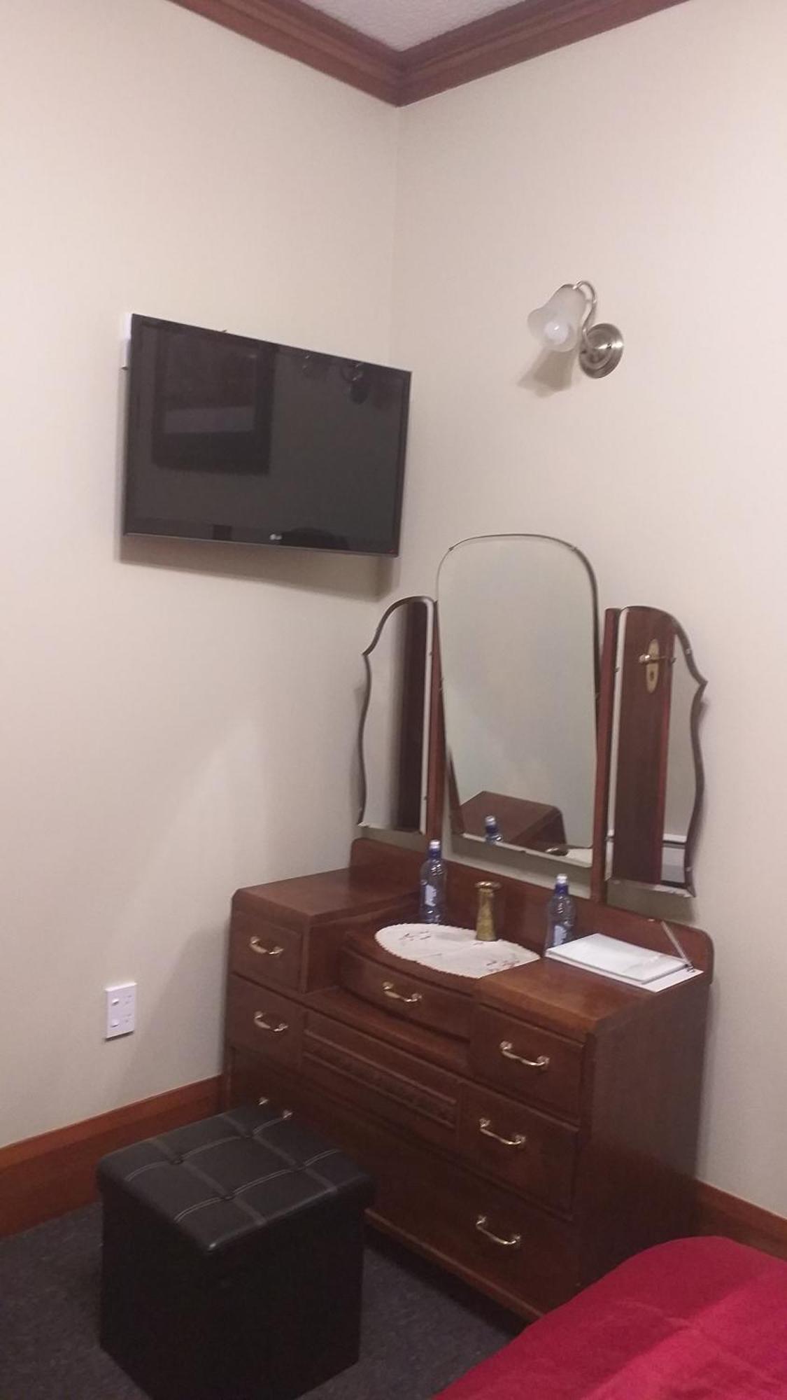 Ruan Thai Bed And Coffee Apartment Hamilton Bilik gambar